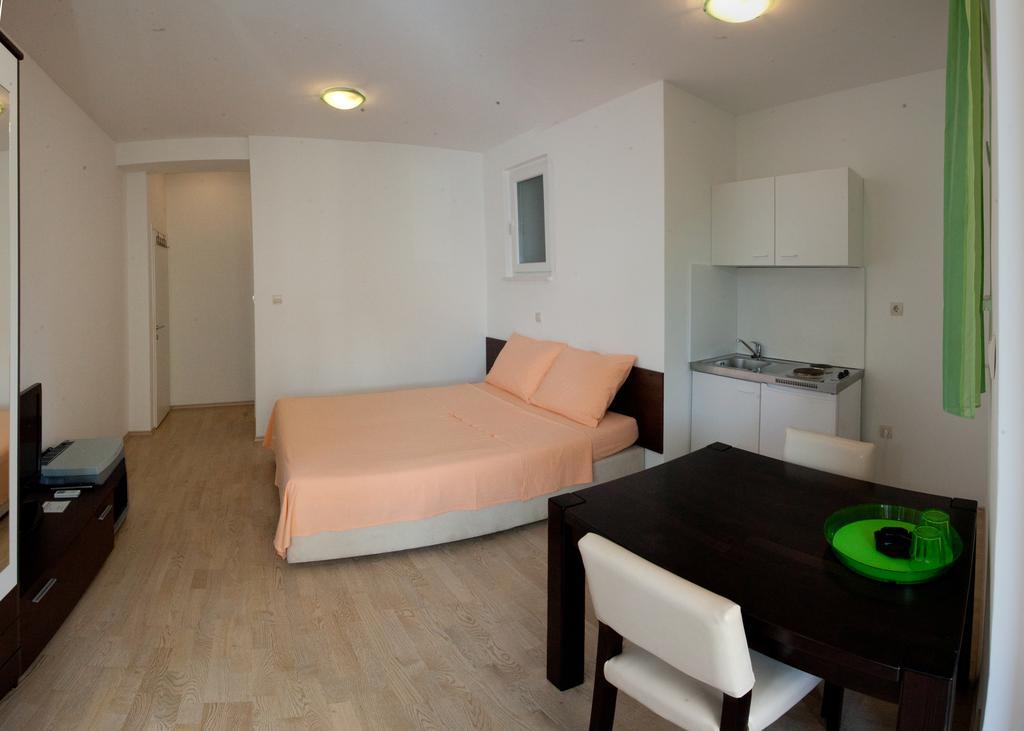 Apartman Klara *
